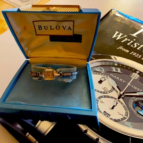 1964 CARAVELLE by Bulova Pocket Watch Hunter Case 17 Jewels